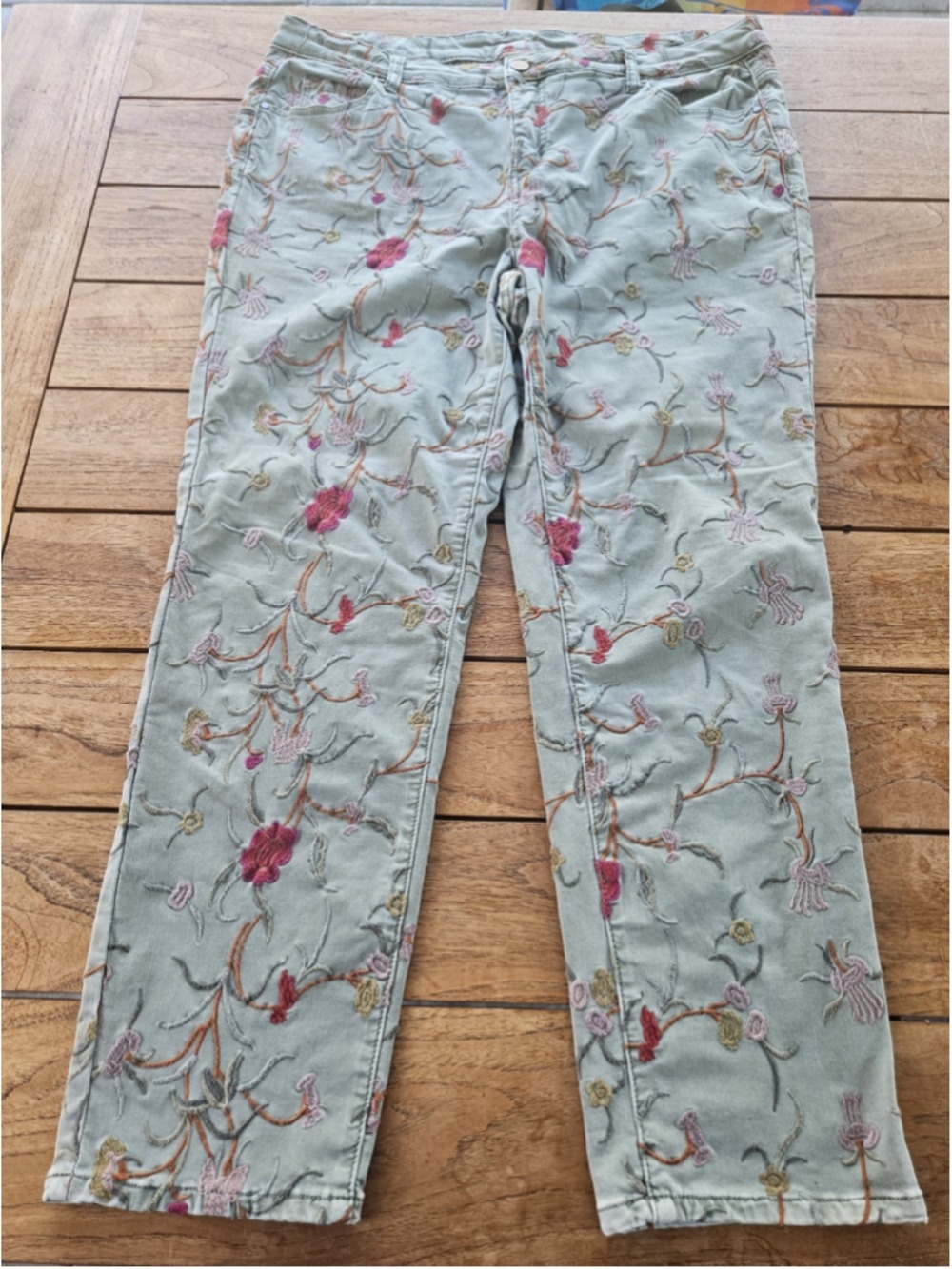 Soft Surroundings Audrey Embroidered Floral Vine Jeans Sage Green 18W